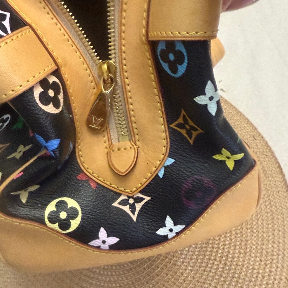Louis Vuitton Authentic ๐ฏ Macadamia Black Multi Claudia Designer Women's Bag - Picture 13 of 17
